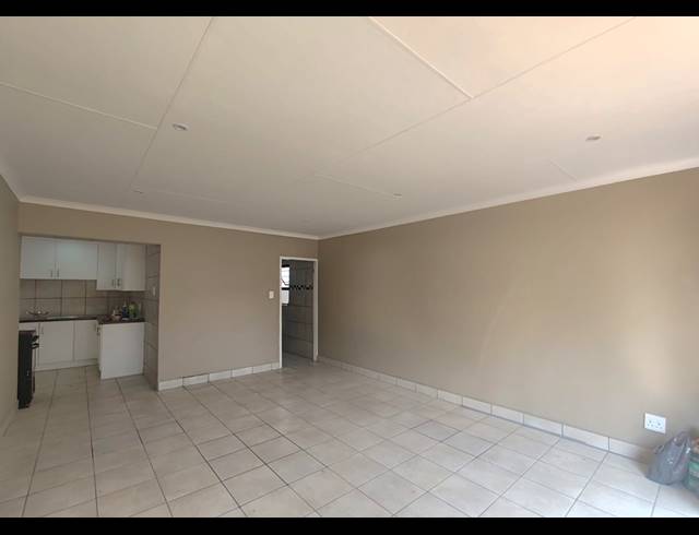 2 BEDROOM HOUSE TO LET IN BRAKPAN CENTRAL
